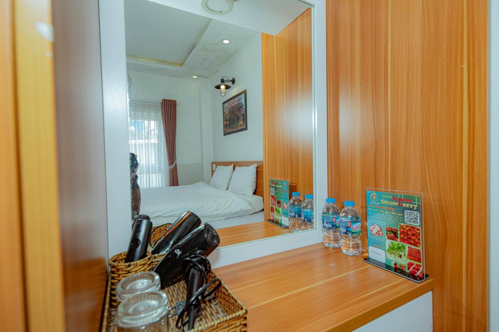 Thanh Anh 2 Hotel - Gan Cho Dem דה לאט מראה חיצוני תמונה